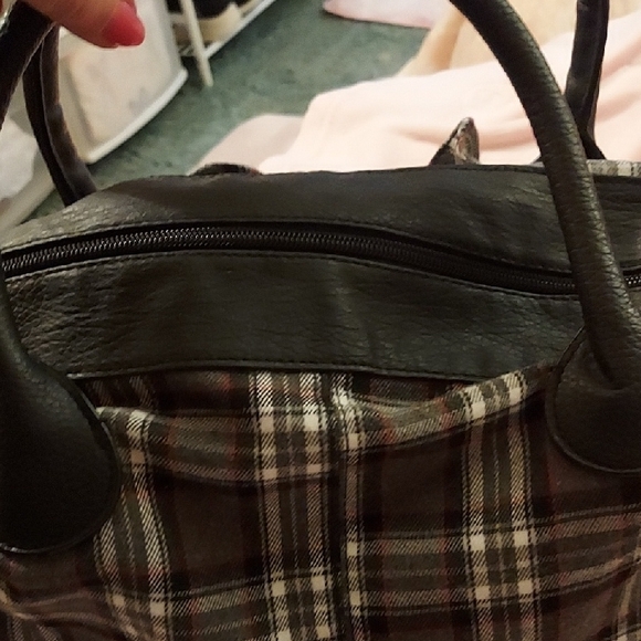 Plaid Ruffle Handbag - Picture 3 of 5